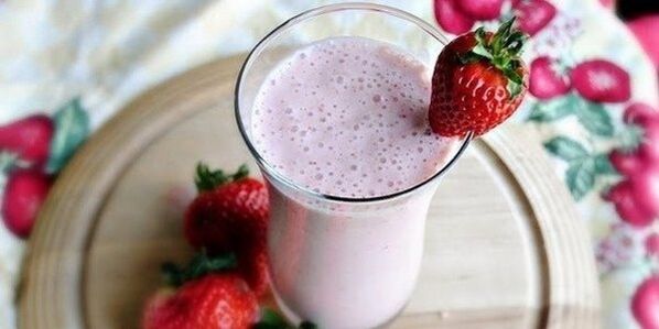 Milkshake φράουλα για τη δίαιτα Dukan